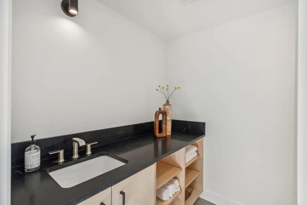 38 Mattie Lane Durham ME 04222