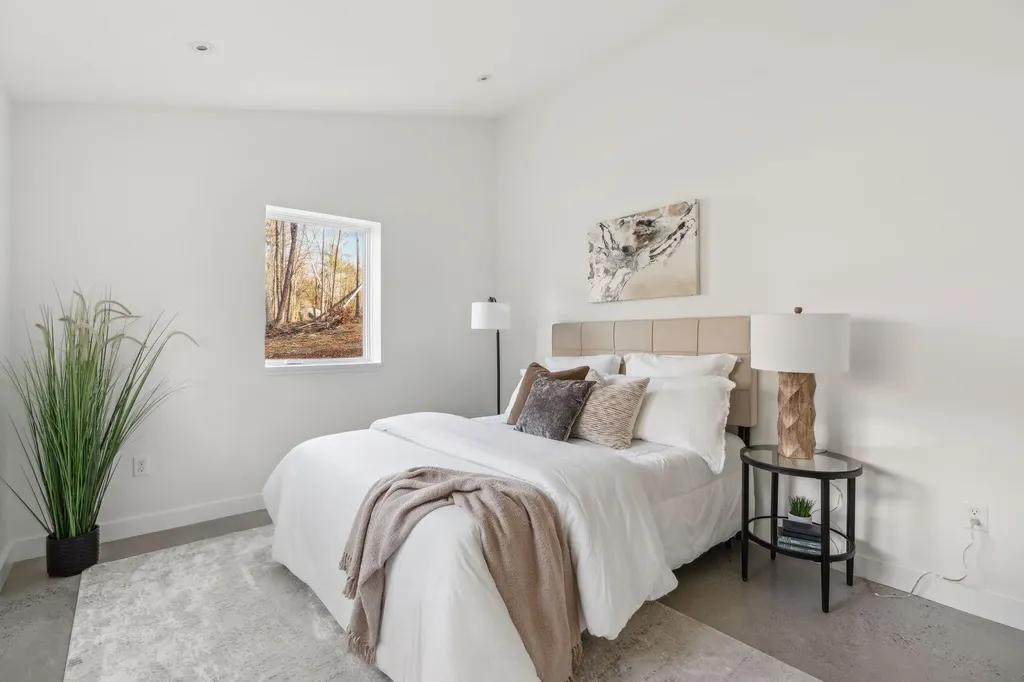 38 Mattie Lane Durham ME 04222