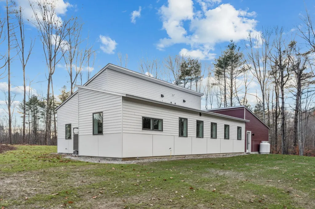 38 Mattie Lane Durham ME 04222