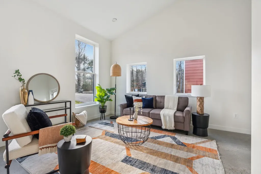 38 Mattie Lane Durham ME 04222