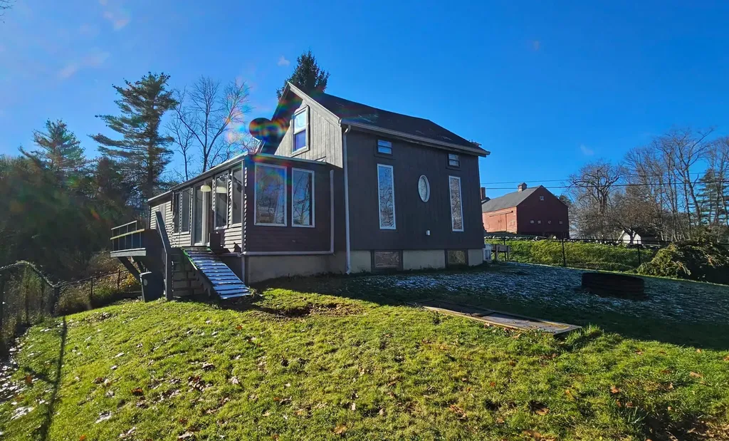498 River Road Dresden ME 04342