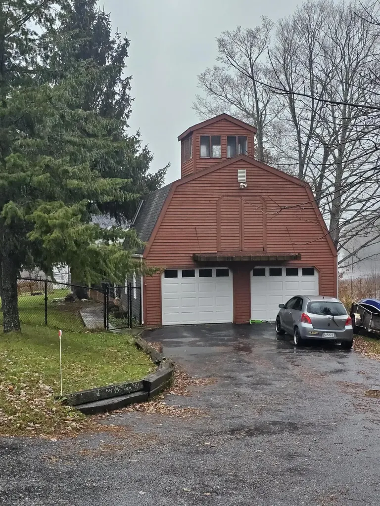 498 River Road Dresden ME 04342