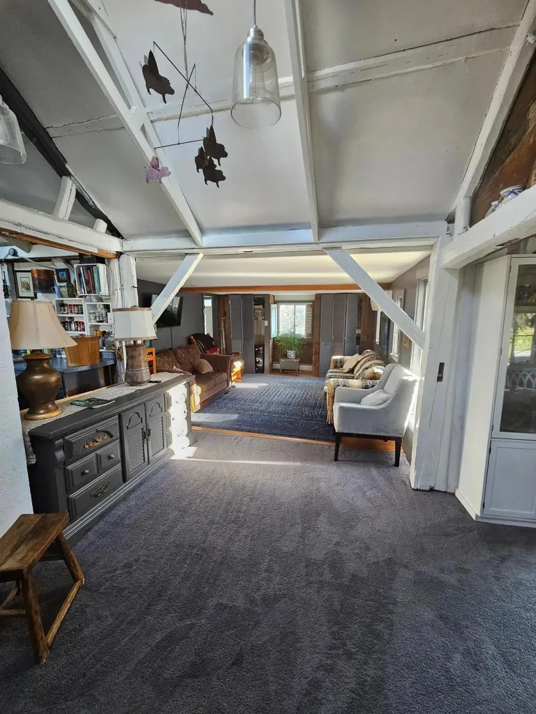 498 River Road Dresden ME 04342