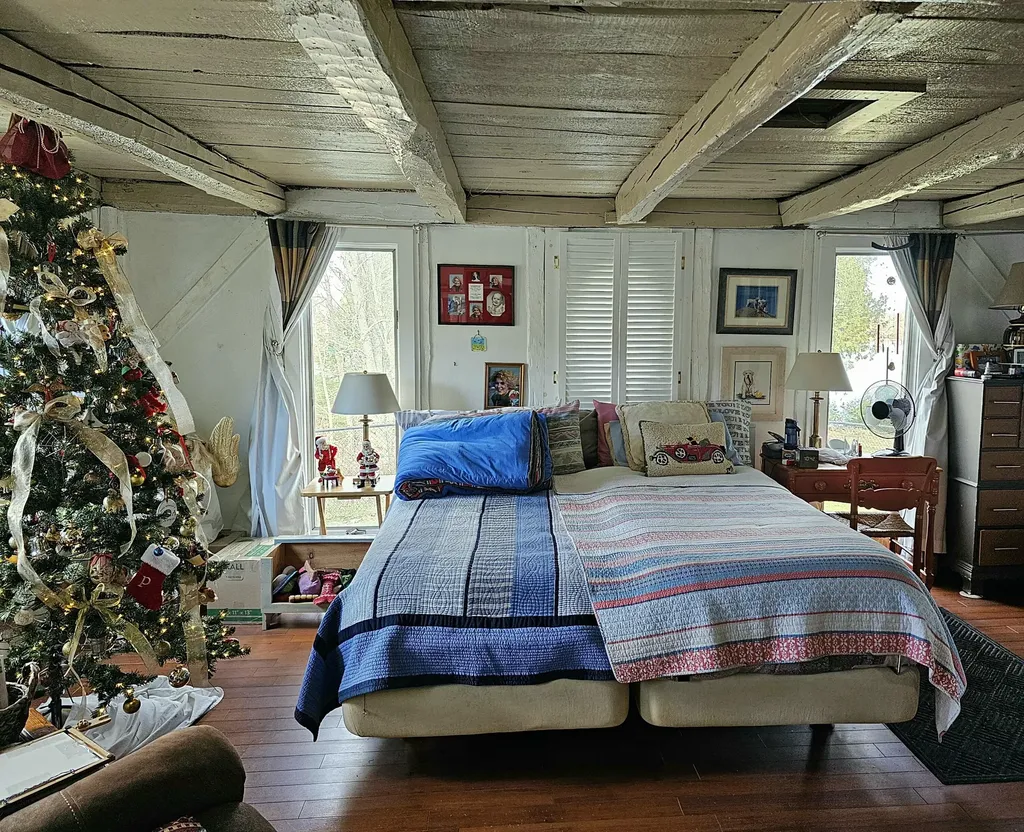 498 River Road Dresden ME 04342