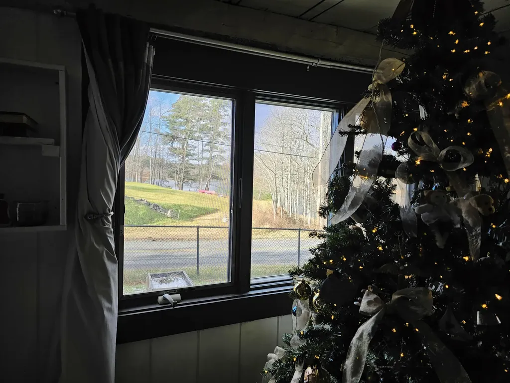 498 River Road Dresden ME 04342