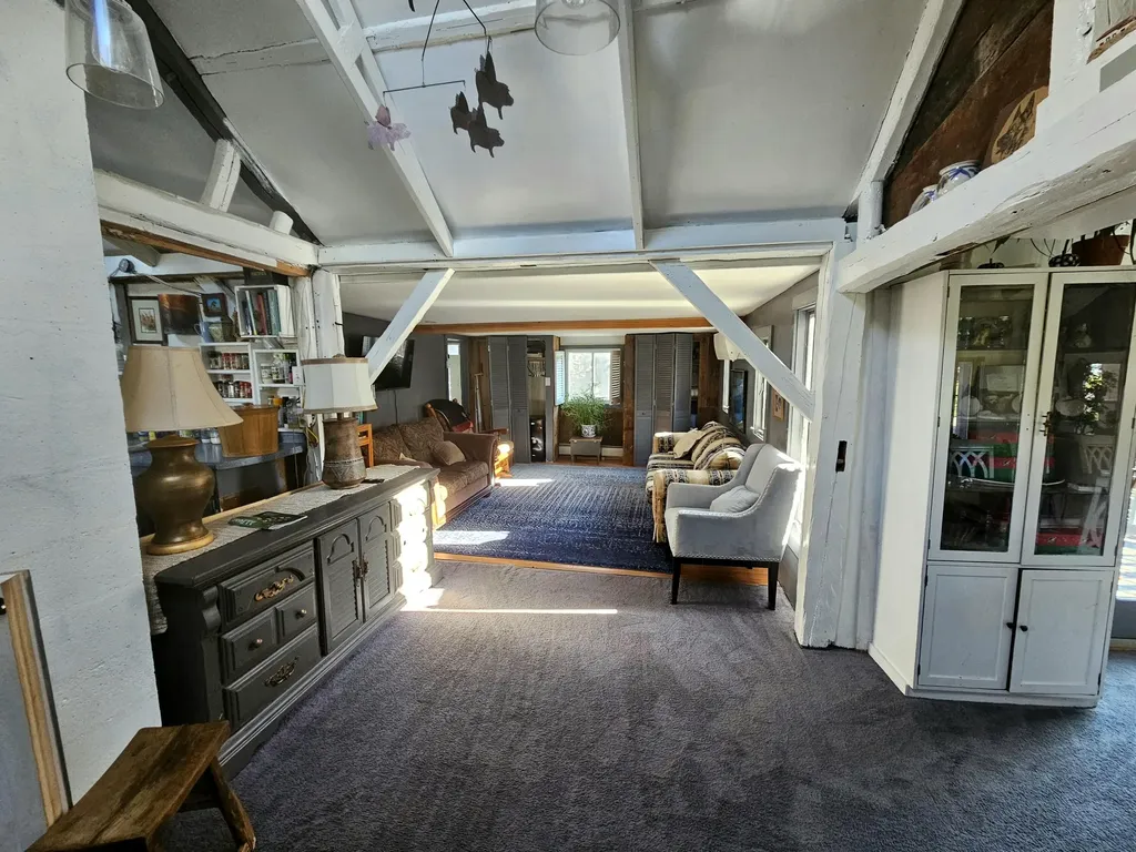 498 River Road Dresden ME 04342