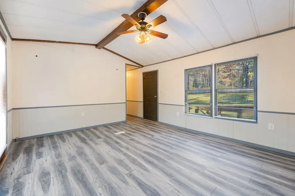 15 Brown Road Wiscasset ME 04578