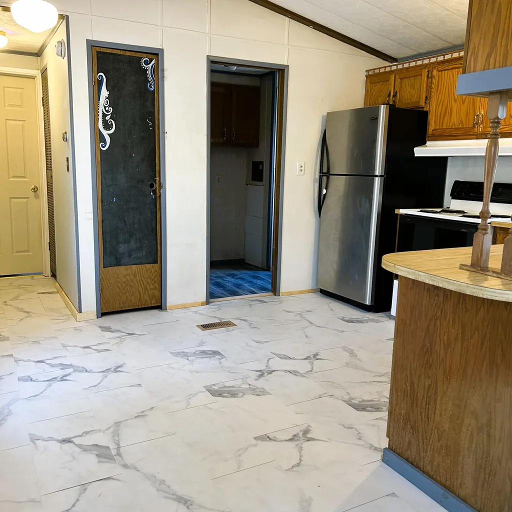 15 Brown Road Wiscasset ME 04578