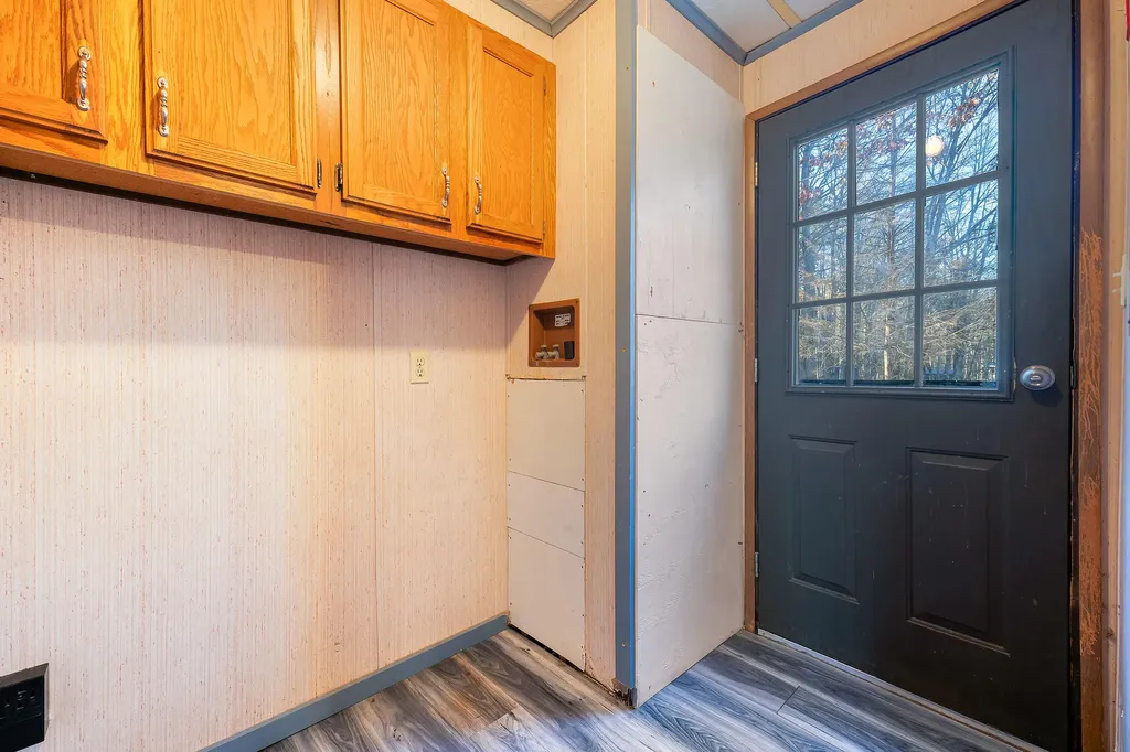 15 Brown Road Wiscasset ME 04578