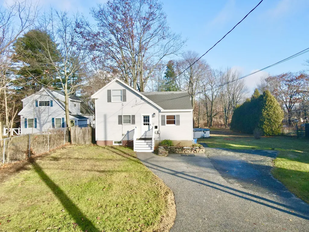 49 East Valentine Street Westbrook ME 04092