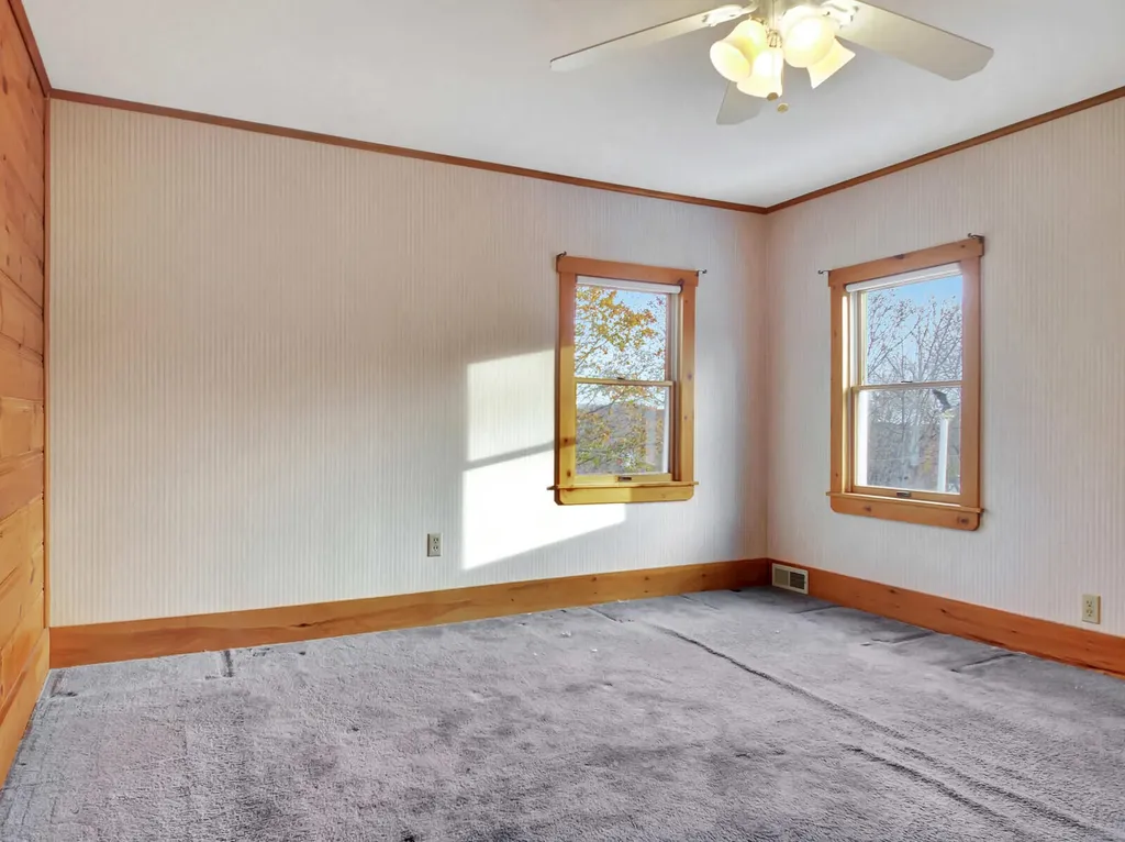 21 Page Street Hallowell ME 04347
