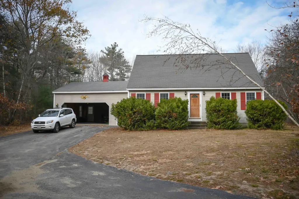 369 Country Club Road Sanford ME 04073