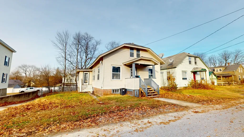 6 Boston Avenue Lewiston ME 04240