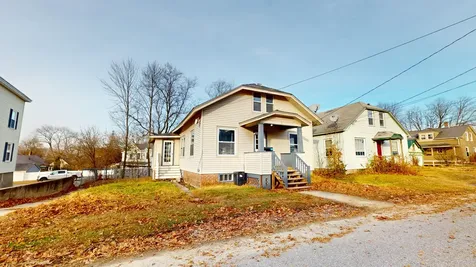 6 Boston Avenue Lewiston ME 04240