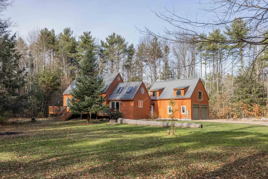 40 Macchipkay Road Arundel ME 04046