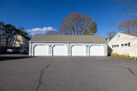 47 Maine Street Kennebunkport ME 04046