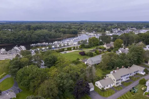 47 Maine Street Kennebunkport ME 04046