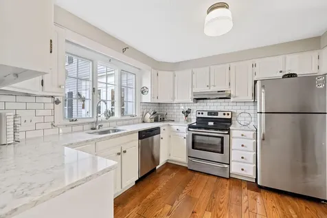 47 Maine Street Kennebunkport ME 04046