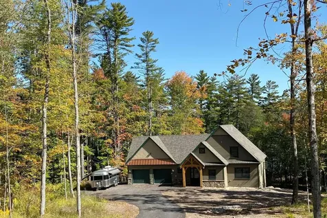 14 Riley Road Naples ME 04055