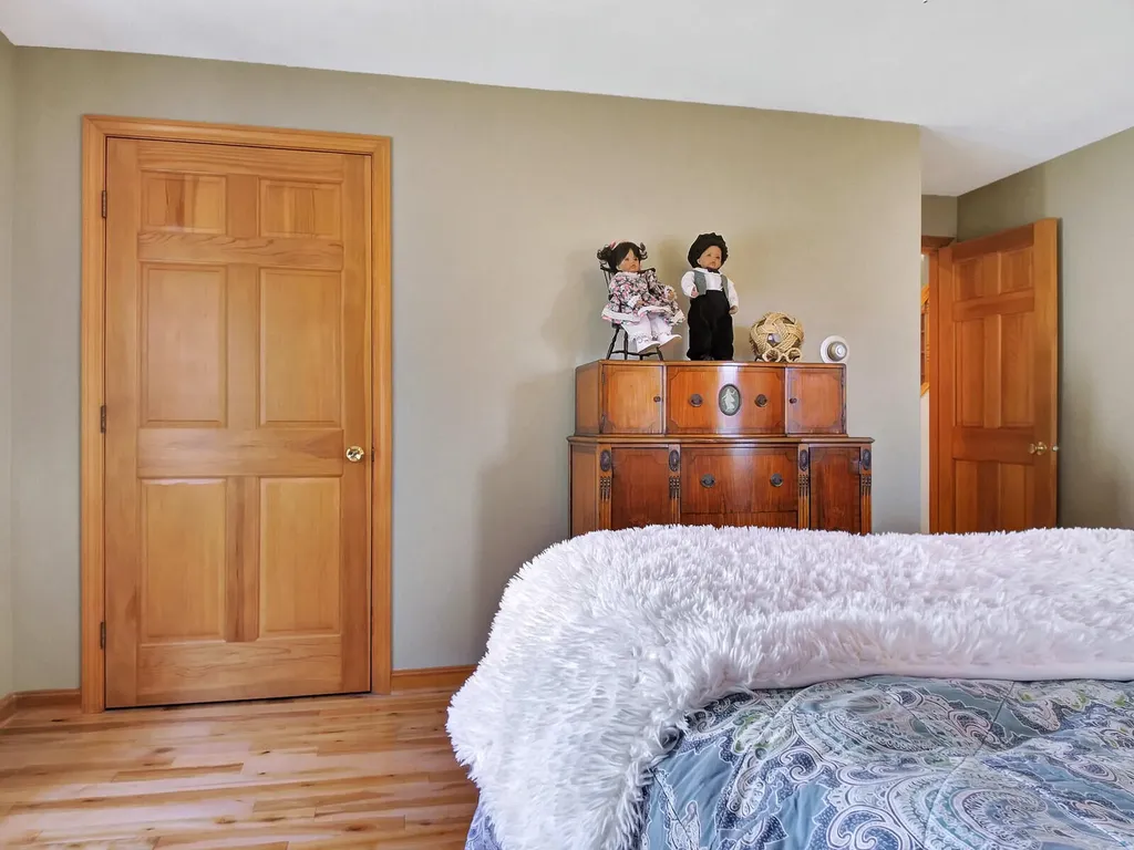 15 Sunrise Lane Readfield ME 04355