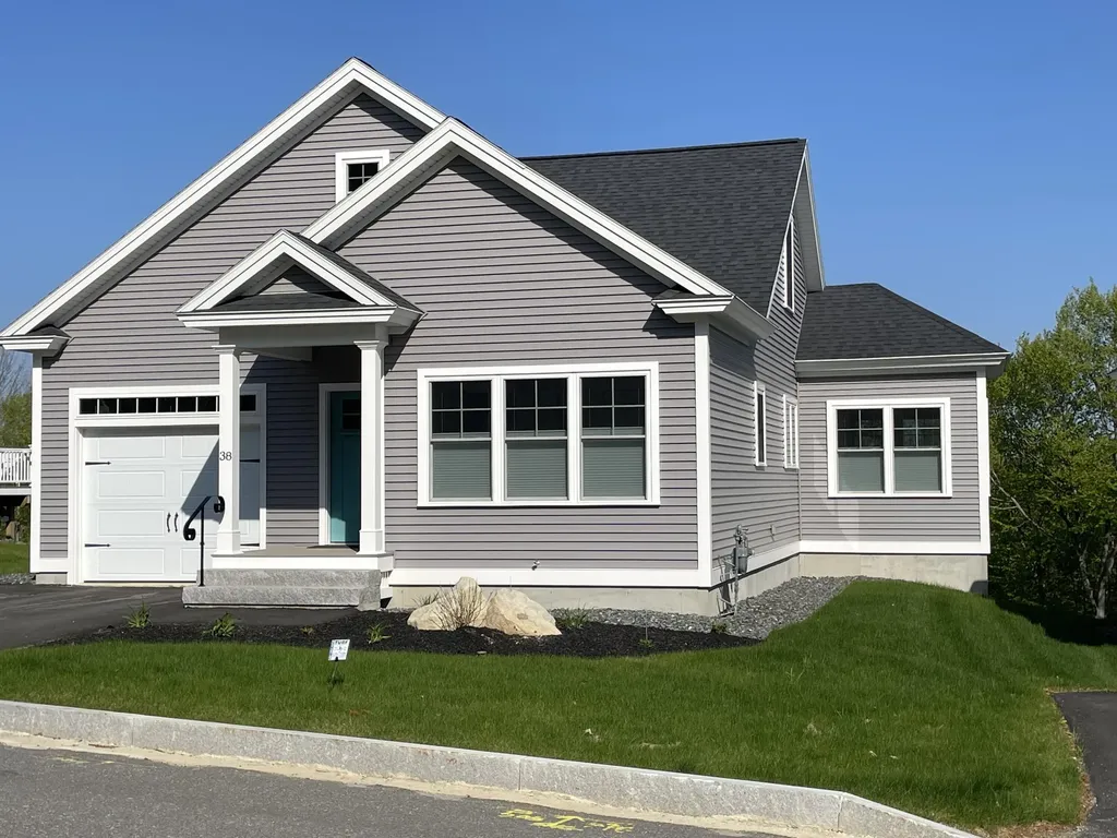 43 Beech Street Hallowell ME 04347