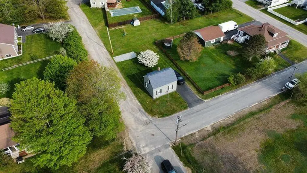 38 Morse Avenue Lewiston ME 04240