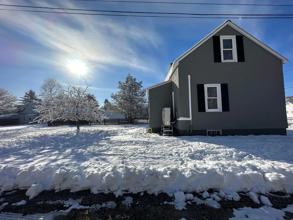 38 Morse Avenue Lewiston ME 04240