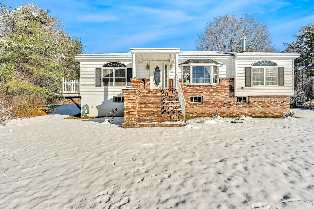 1125 Lewiston Road Topsham ME 04086