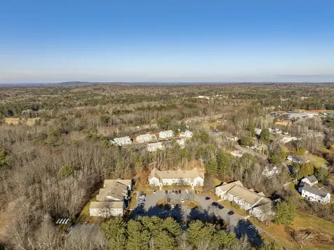B-19 Somerset Condos Freeport ME 04032