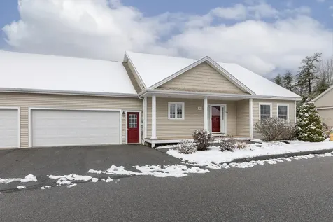 22 Sand Point Lane Cumberland ME 04110