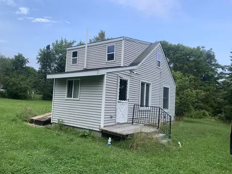 1 Straw Road Gorham ME 04038