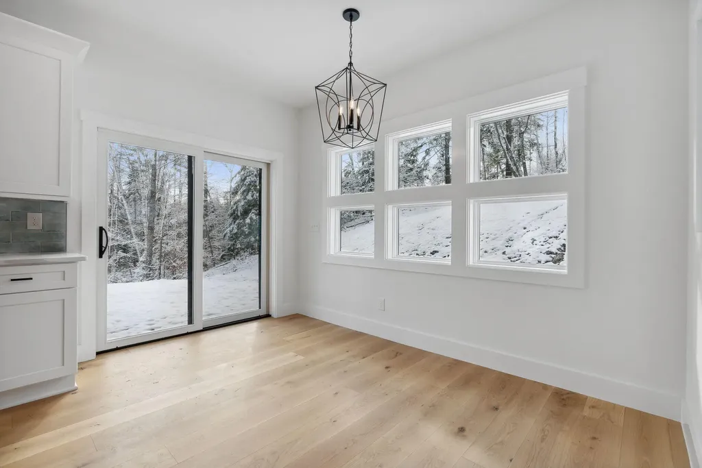 28 Jasper Drive Brunswick ME 04011