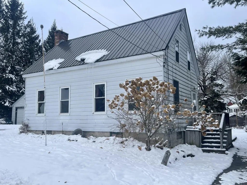 7 Third Street Eastport ME 04631