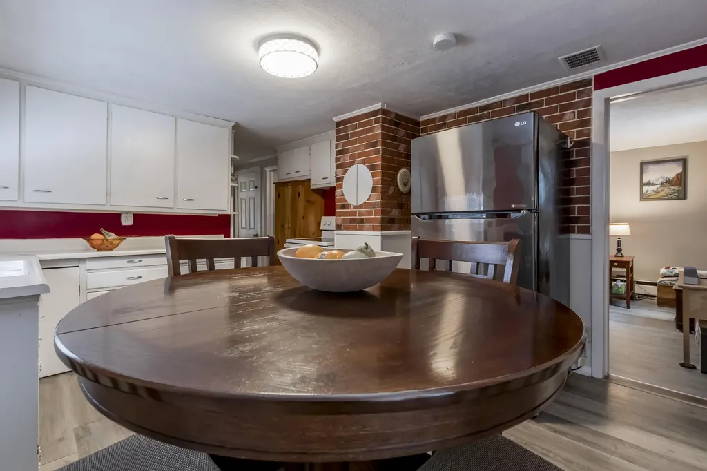 75 Two Rod Road Scarborough ME 04074