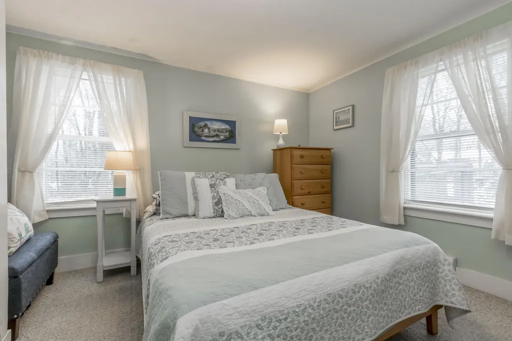 75 Two Rod Road Scarborough ME 04074