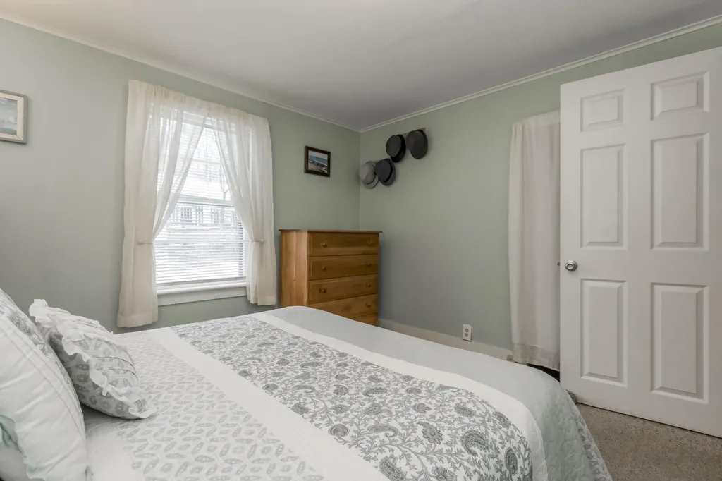 75 Two Rod Road Scarborough ME 04074