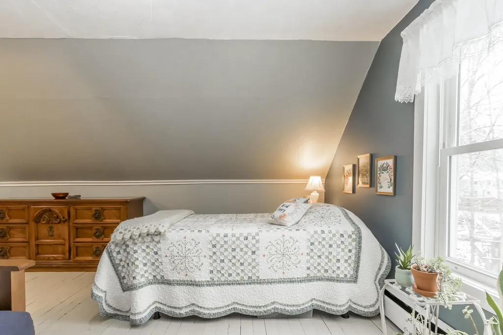75 Two Rod Road Scarborough ME 04074