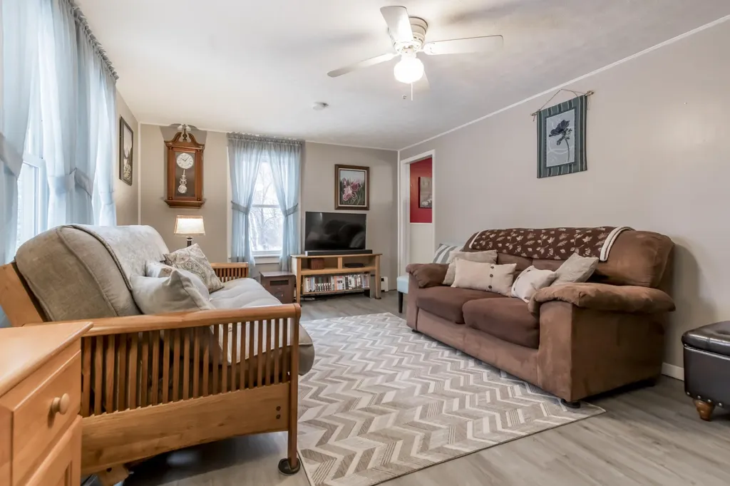 75 Two Rod Road Scarborough ME 04074