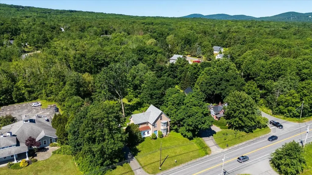 303 Commercial Street Rockport ME 04856