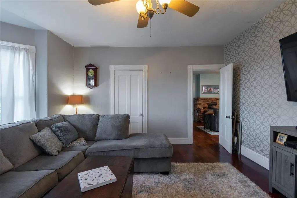 303 Commercial Street Rockport ME 04856