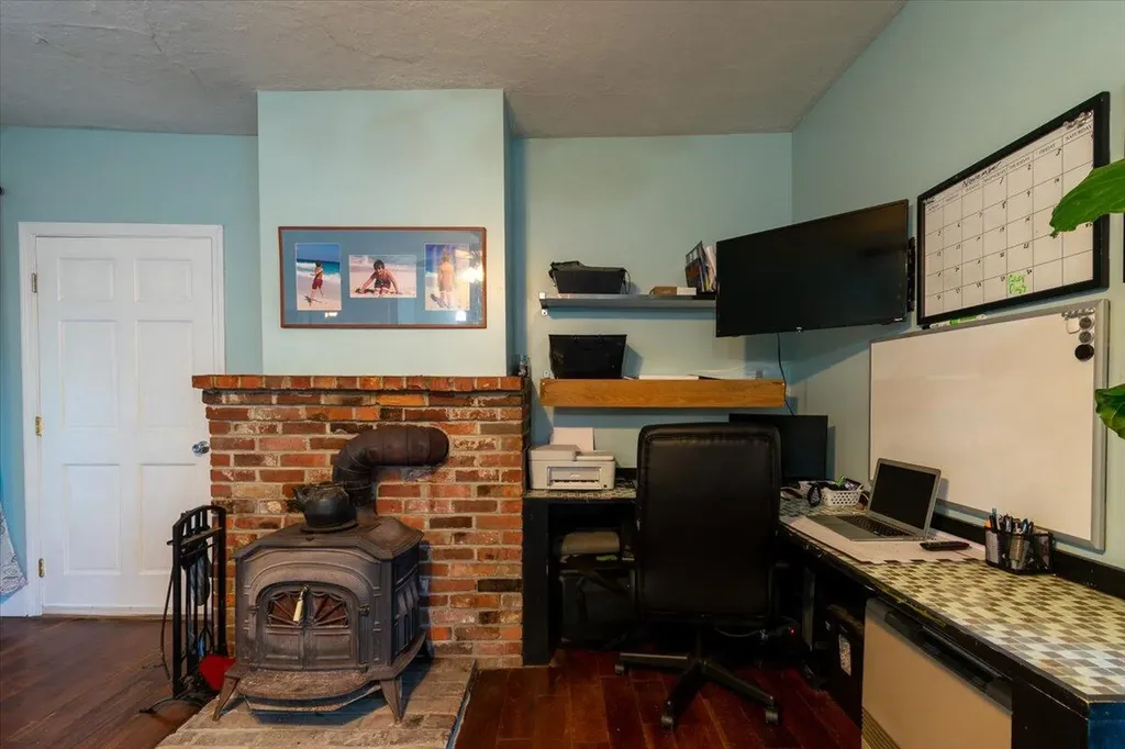 303 Commercial Street Rockport ME 04856
