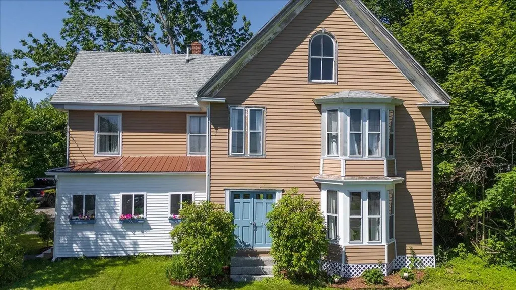 303 Commercial Street Rockport ME 04856