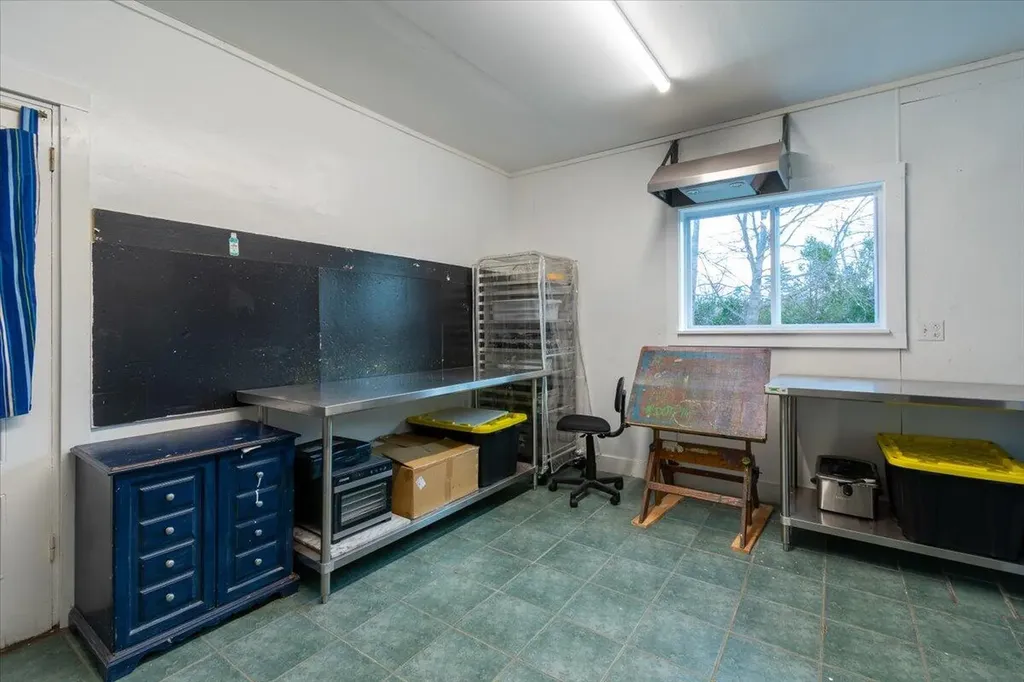 303 Commercial Street Rockport ME 04856