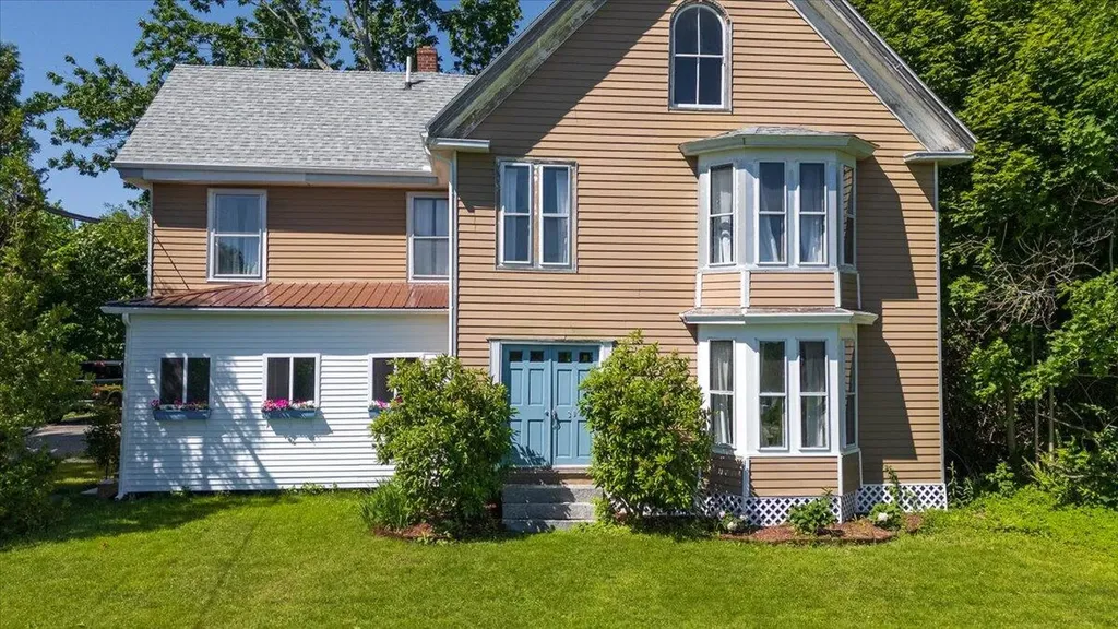 303 Commercial Street Rockport ME 04856