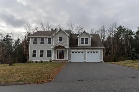 18 Trailside Circle Saco ME 04072