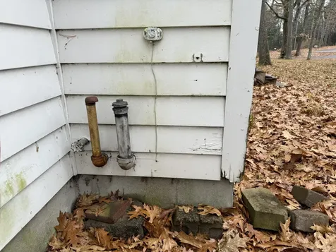 52 Mallett Drive Topsham ME 04086