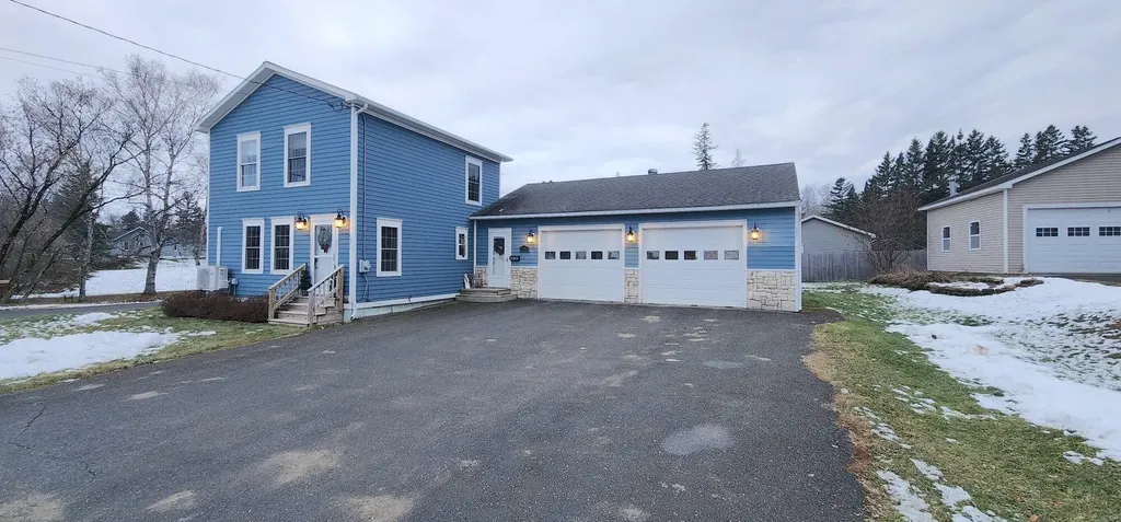15 Mckinley Street Caribou ME 04736