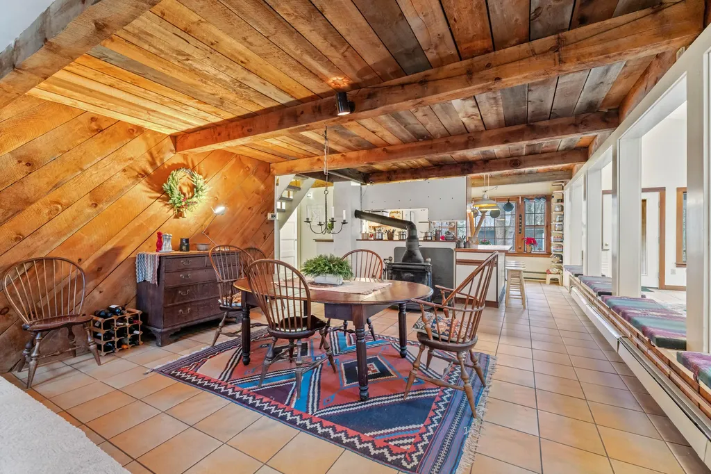 144 Beachwood Avenue Kennebunkport ME 04046