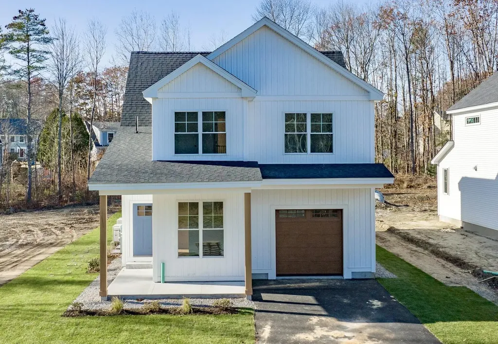 28 Brandy Lane Portland ME 04103