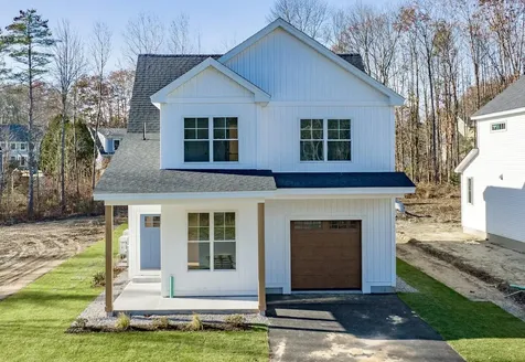 28 Brandy Lane Portland ME 04103
